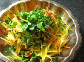 Thai Green Mango Som Tam